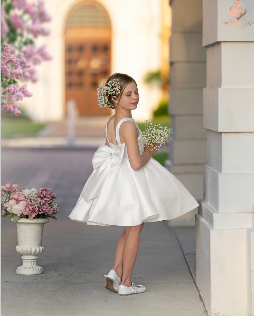 “Charlotte" Mimi Miya Couture - Flower Girl Dress in Mikado - Ivory