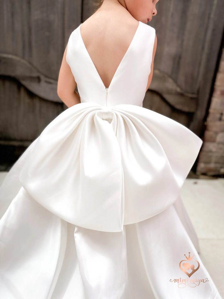 Anastasia" Mimi Miya Couture Flower Girl and Communion Mikado Dress in Ivory | Flower Girl Dresses | Holy Communion Dresses | Mimi Miya Anastasia" Mimi Miya Couture Flower Girl and Communion Mikado Dress in Ivory | Flower Girl Dresses | Holy Communion Dresses | Mimi Miya